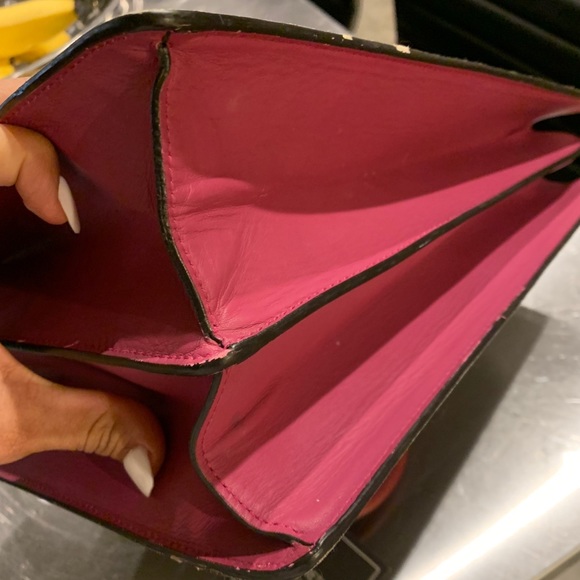 🖤 Sale 💙Gucci GG Supreme Tote - Picture 10 of 10